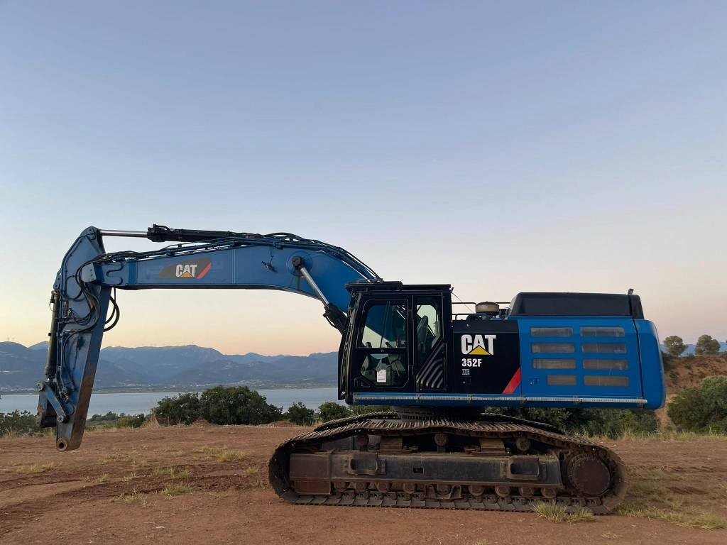 CAT 352 F XE - Pelle sur chenille: photos 1 CAT 352 F XE - Pelle sur chenille: photos 1