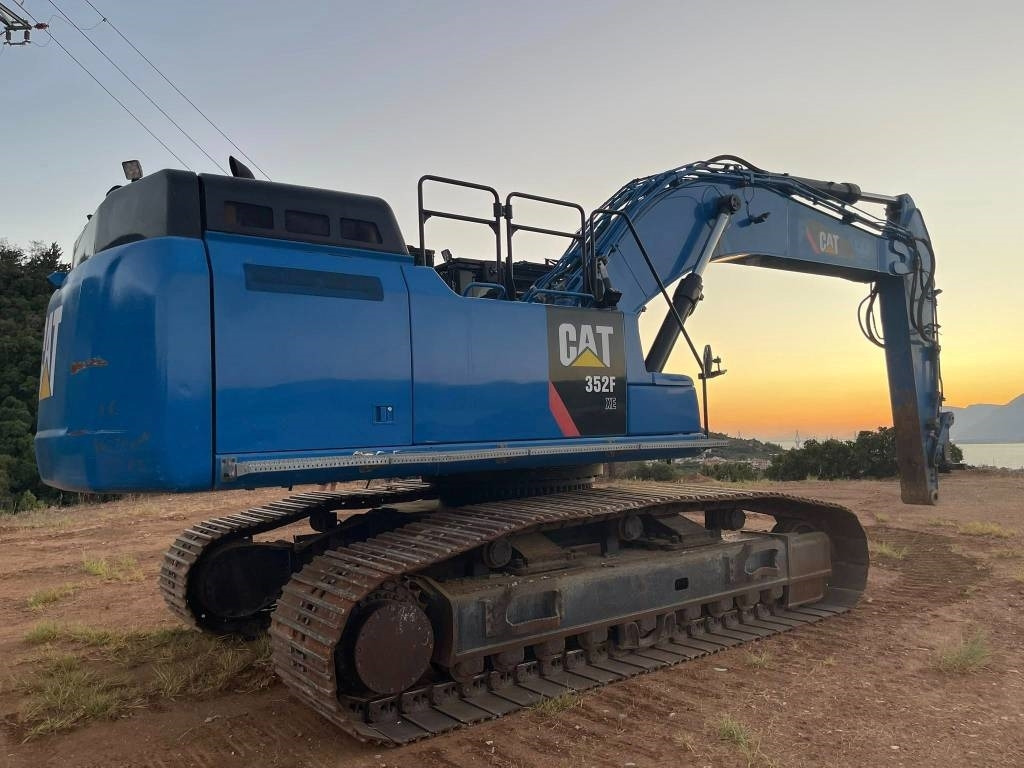 CAT 352 F XE - Pelle sur chenille: photos 2 CAT 352 F XE - Pelle sur chenille: photos 2