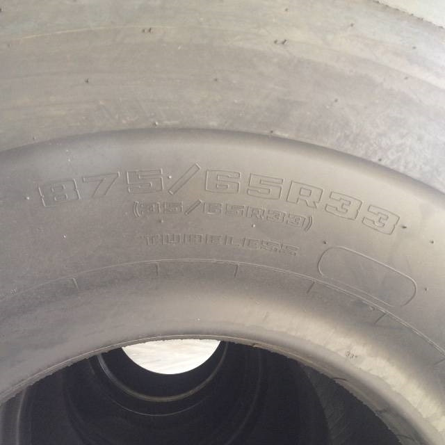 Goodyear 3565R33 L5 - Pneu pour Engins de chantier: photos 5 Goodyear 3565R33 L5 - Pneu pour Engins de chantier: photos 5