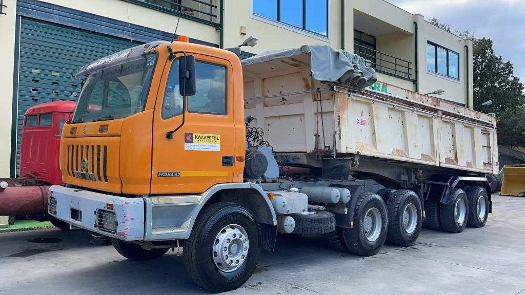 Tracteur routier Astra HD7 64.42/7 6x4: photos 10 Tracteur routier Astra HD7 64.42/7 6x4: photos 10