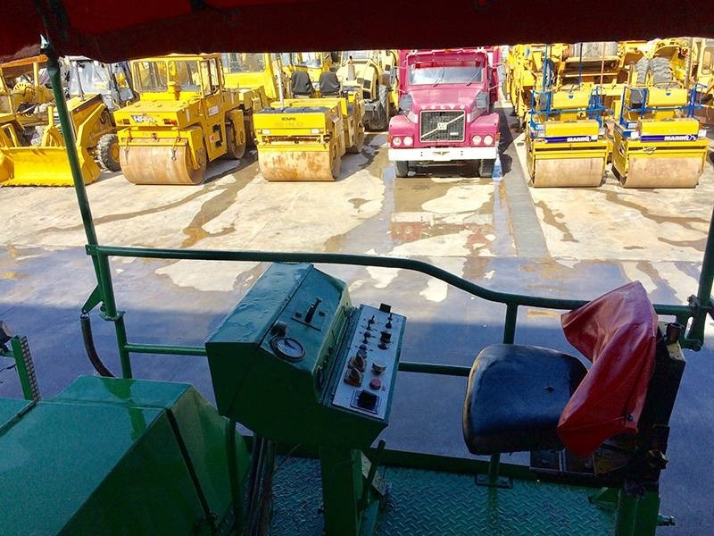 Vögele 1700 - Finisseur: photos 2 Vögele 1700 - Finisseur: photos 2