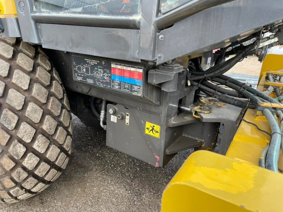 Volvo SD 160 D X - Compacteur à pieds de mouton/ Monocylindre: photos 5 Volvo SD 160 D X - Compacteur à pieds de mouton/ Monocylindre: photos 5