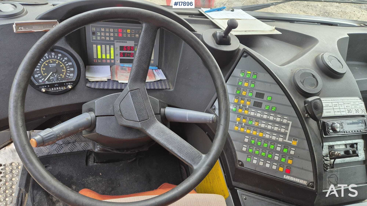 Grue mobile 1998 Liebherr LTM 1030/2: photos 18 Grue mobile 1998 Liebherr LTM 1030/2: photos 18