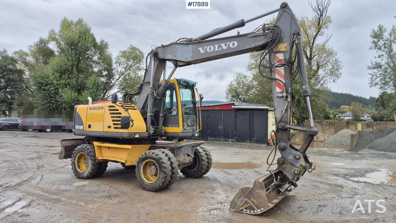 2004 Volvo EW160B - Pelle sur pneus: photos 1 2004 Volvo EW160B - Pelle sur pneus: photos 1