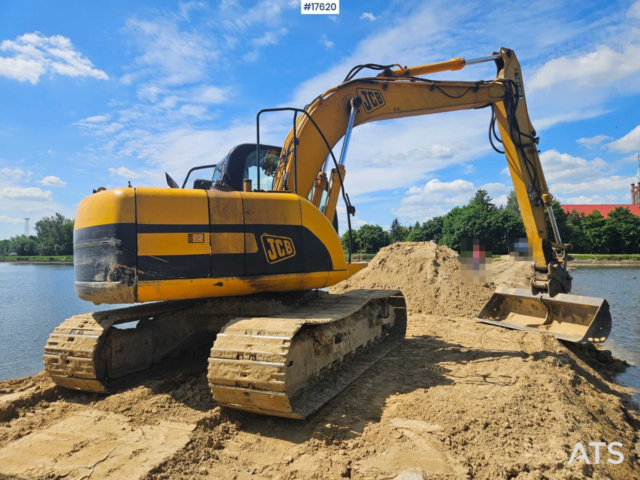 2005 Jcb JS 130 - Pelle sur chenille: photos 3 2005 Jcb JS 130 - Pelle sur chenille: photos 3