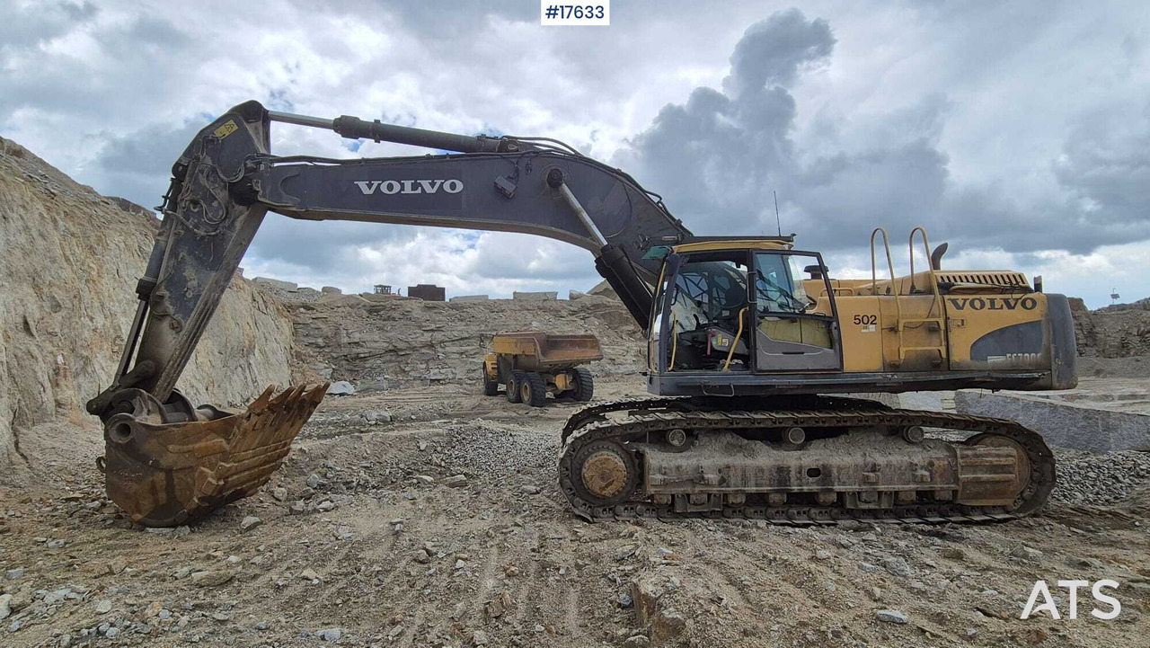 2012 Volvo EC 700C - Pelle sur chenille: photos 1 2012 Volvo EC 700C - Pelle sur chenille: photos 1