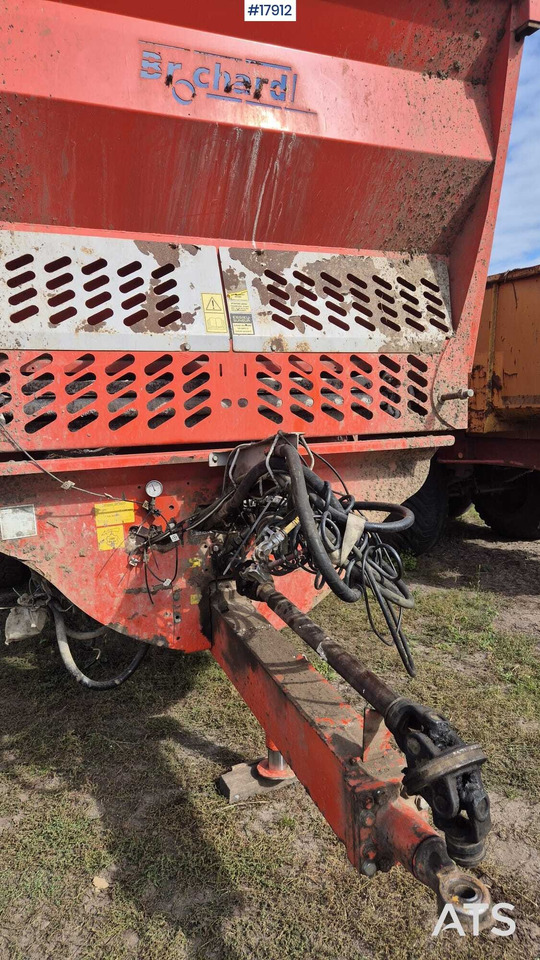 Epandeur à fumier 2013 Brochard: photos 18