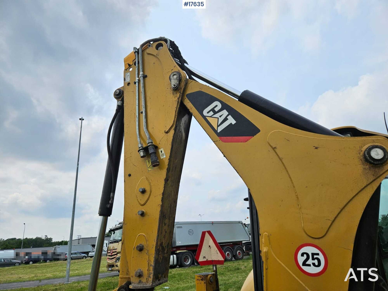 Tractopelle 2016 Caterpillar 432F: photos 8