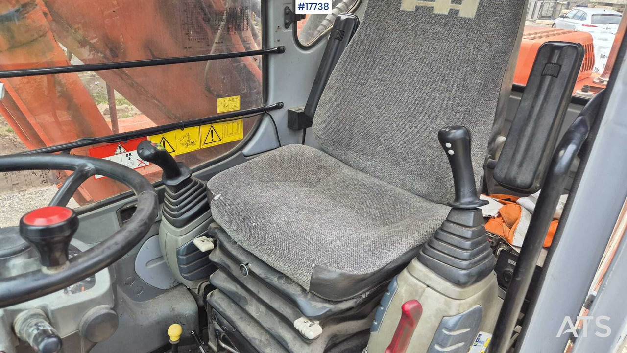 Pelle sur pneus HITACHI EW 165W (2000) ROTOTILT Wheel Excavator: photos 19