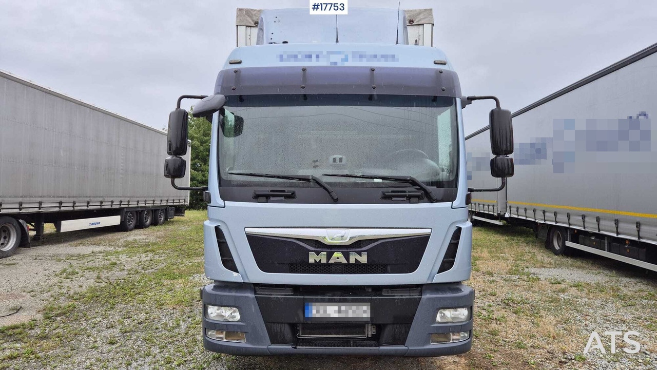 Tandem MAN TGL 8.250 (2014) - Camion à rideaux coulissants: photos 2 Tandem MAN TGL 8.250 (2014) - Camion à rideaux coulissants: photos 2