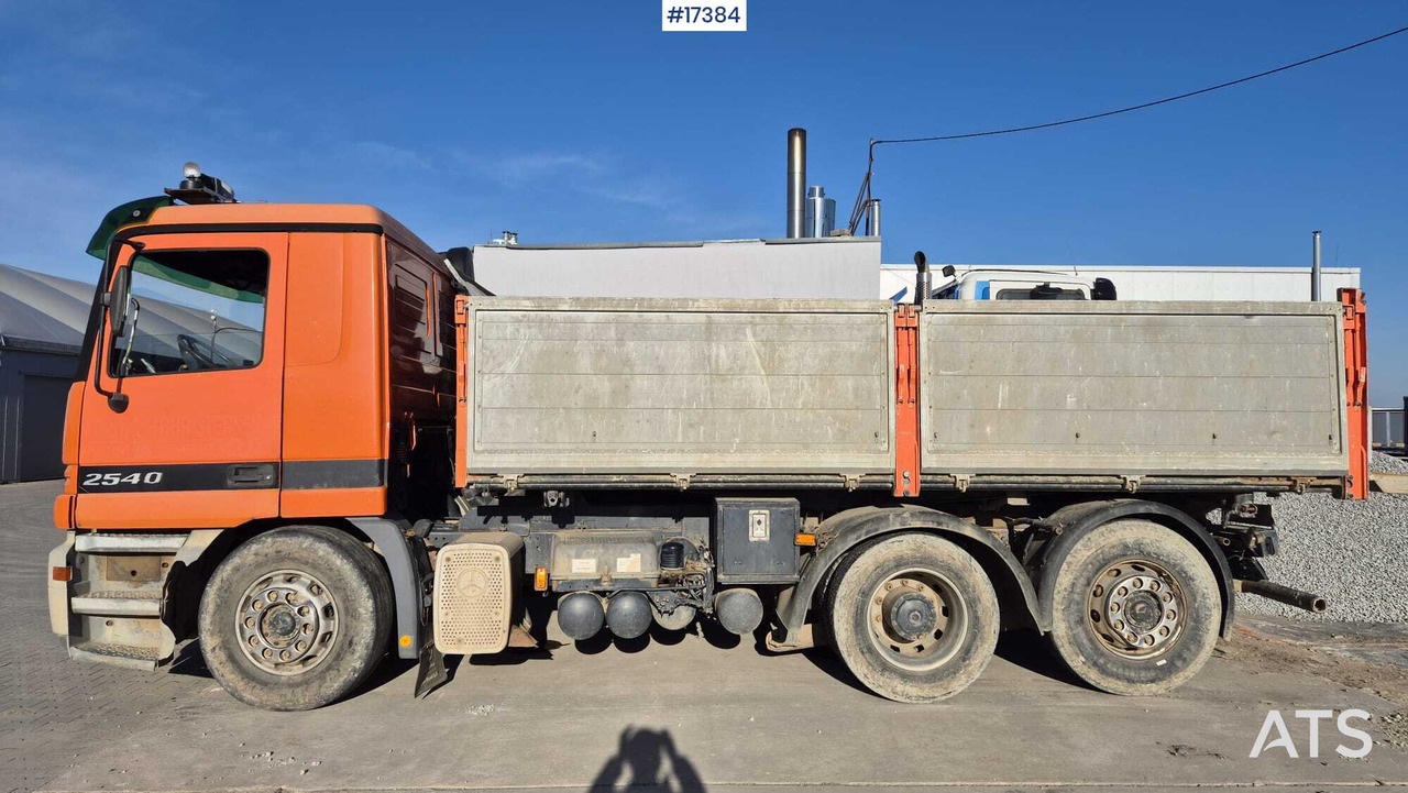 Three-axle tipper MERCEDES-BENZ ACTROS 2540 (1997) - Camion benne: photos 4 Three-axle tipper MERCEDES-BENZ ACTROS 2540 (1997) - Camion benne: photos 4
