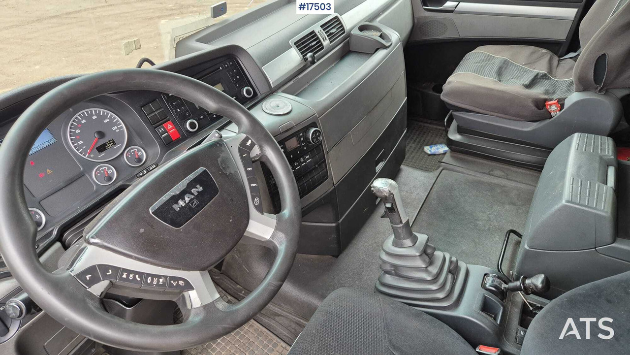 Tracteur routier Truck tractor MAN TGX 18.440 (2012): photos 11