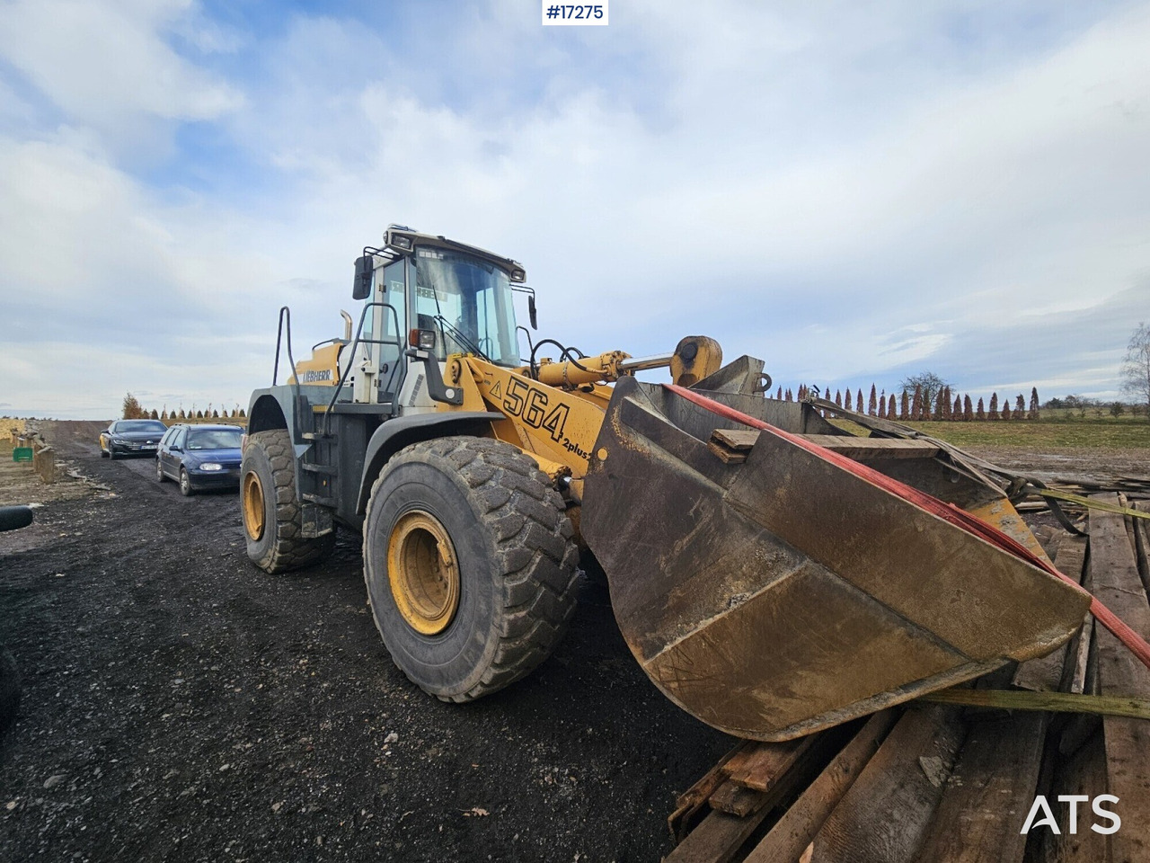 Wheel loader LIEBHERR L564 2plus2 (2004) - Chargeuse sur pneus: photos 2 Wheel loader LIEBHERR L564 2plus2 (2004) - Chargeuse sur pneus: photos 2