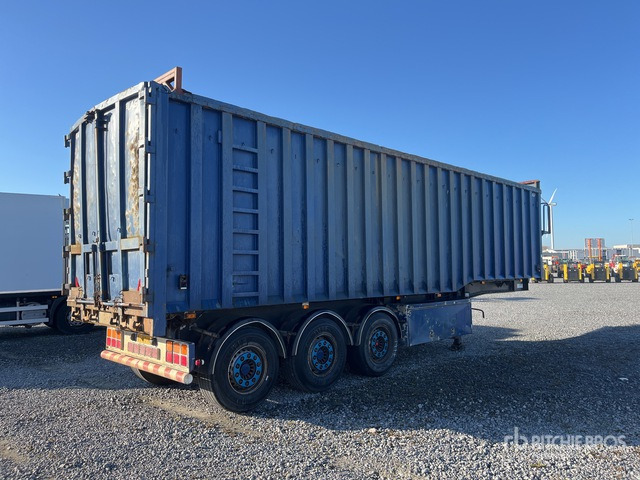2006 LAG Tri/A End Dump Trailer - Semi-remorque benne: photos 3 2006 LAG Tri/A End Dump Trailer - Semi-remorque benne: photos 3