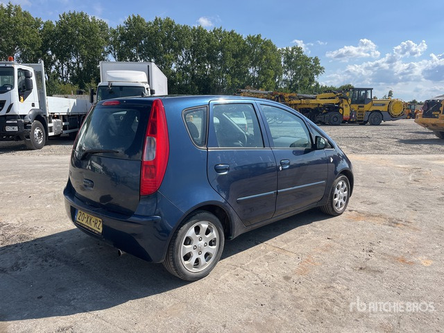 2007 Mitsubishi Colt Automobile - Voiture: photos 3 2007 Mitsubishi Colt Automobile - Voiture: photos 3