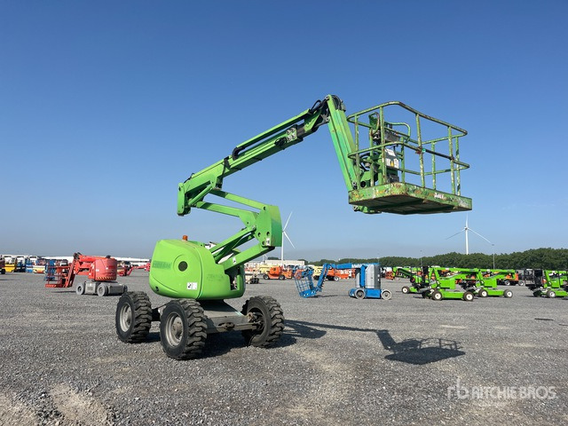 2011 Haulotte HA16R 4WD Diesel Articulating Boom Lift - Nacelle articulée: photos 3 2011 Haulotte HA16R 4WD Diesel Articulating Boom Lift - Nacelle articulée: photos 3