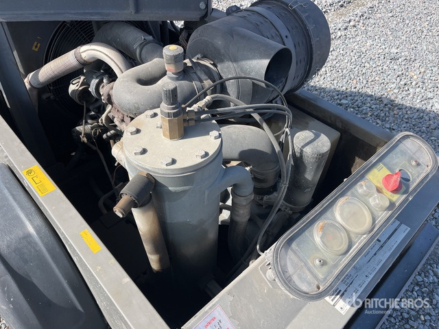 2013 Atlas Copco XAS87 Mobile Air Compressor - Compresseur d'air: photos 5 2013 Atlas Copco XAS87 Mobile Air Compressor - Compresseur d'air: photos 5
