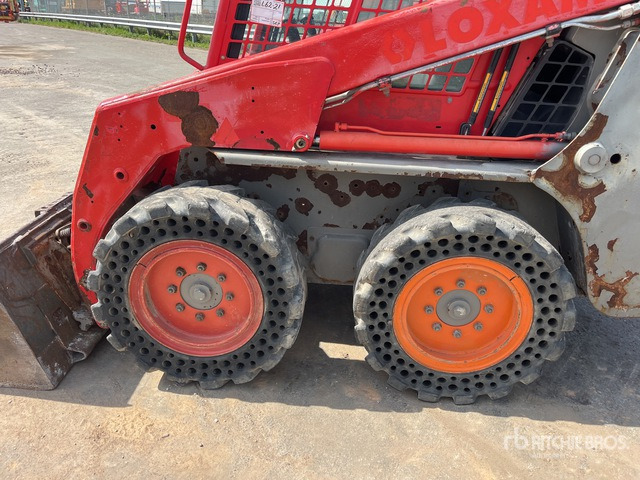 2013 Bobcat S130 Skid Steer Loader - Mini chargeuse: photos 5 2013 Bobcat S130 Skid Steer Loader - Mini chargeuse: photos 5