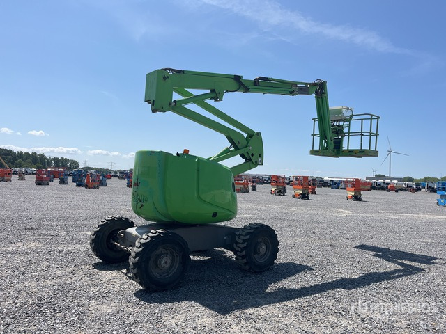 2013 Haulotte HA16SPX Diesel Articulating Boom Lift - Nacelle articulée: photos 2 2013 Haulotte HA16SPX Diesel Articulating Boom Lift - Nacelle articulée: photos 2