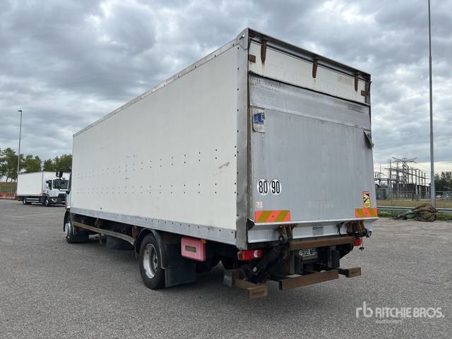 2013 Renault Premium 300 Dxi Van Truck - Fourgon utilitaire: photos 3 2013 Renault Premium 300 Dxi Van Truck - Fourgon utilitaire: photos 3