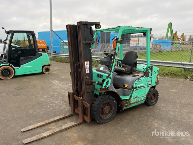 2017 Mitsubishi FD25NT Forklift - Chariot élévateur diesel: photos 1 2017 Mitsubishi FD25NT Forklift - Chariot élévateur diesel: photos 1