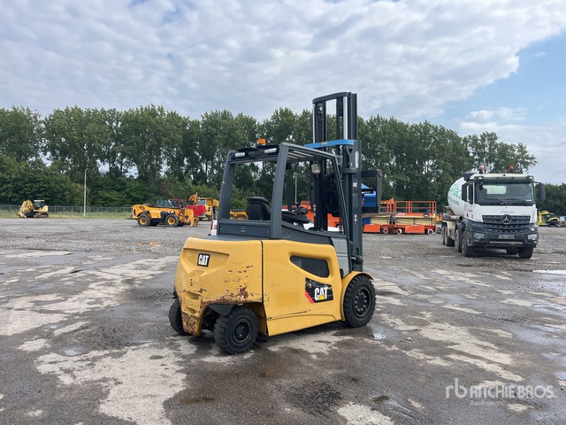 2018 Cat EP40 2 Electric Forklift - Chariot élévateur électrique: photos 3 2018 Cat EP40 2 Electric Forklift - Chariot élévateur électrique: photos 3