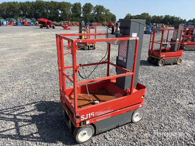 2018 Skyjack SJ16 Vertical Mast Lift - Nacelle à mât vertical: photos 3 2018 Skyjack SJ16 Vertical Mast Lift - Nacelle à mât vertical: photos 3