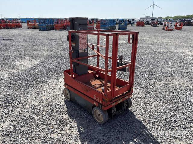 2019 Skyjack SJ12 (Inoperable) Vertical Mast Lift - Nacelle à mât vertical: photos 4 2019 Skyjack SJ12 (Inoperable) Vertical Mast Lift - Nacelle à mât vertical: photos 4