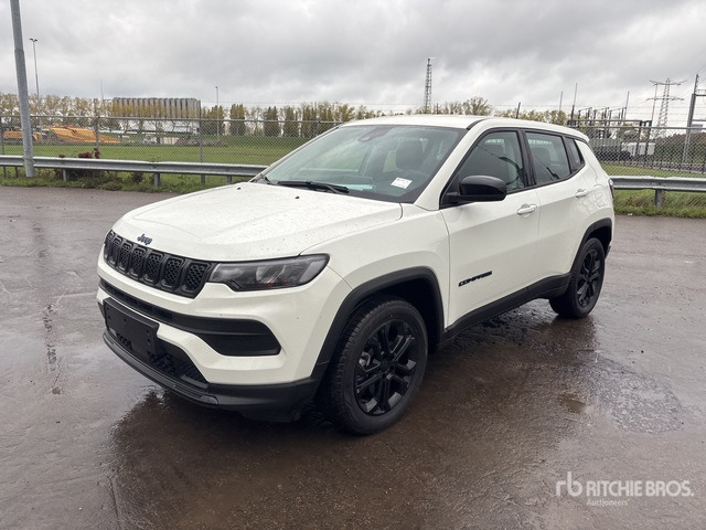 2022 Jeep Compass Longitude 4WD Hybrid (Unused) SUV - SUV: photos 1 2022 Jeep Compass Longitude 4WD Hybrid (Unused) SUV - SUV: photos 1