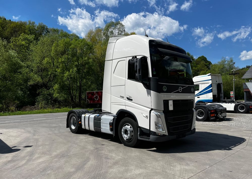 Volvo FH 500 EURO 6 // Standard // 2024 Rok // Parkclima // Globe XL // Skóry // Joystick // - Tracteur routier: photos 4 Volvo FH 500 EURO 6 // Standard // 2024 Rok // Parkclima // Globe XL // Skóry // Joystick // - Tracteur routier: photos 4