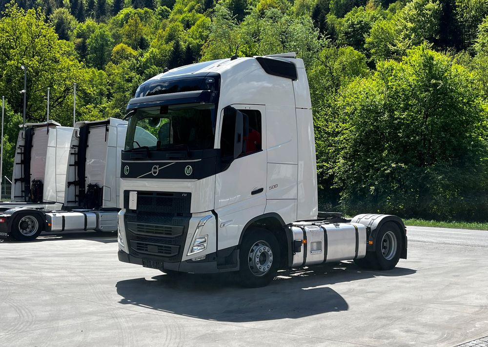Volvo FH 500 EURO 6 // Standard // 2024 Rok // Parkclima // Globe XL // Skóry // Joystick // - Tracteur routier: photos 2 Volvo FH 500 EURO 6 // Standard // 2024 Rok // Parkclima // Globe XL // Skóry // Joystick // - Tracteur routier: photos 2