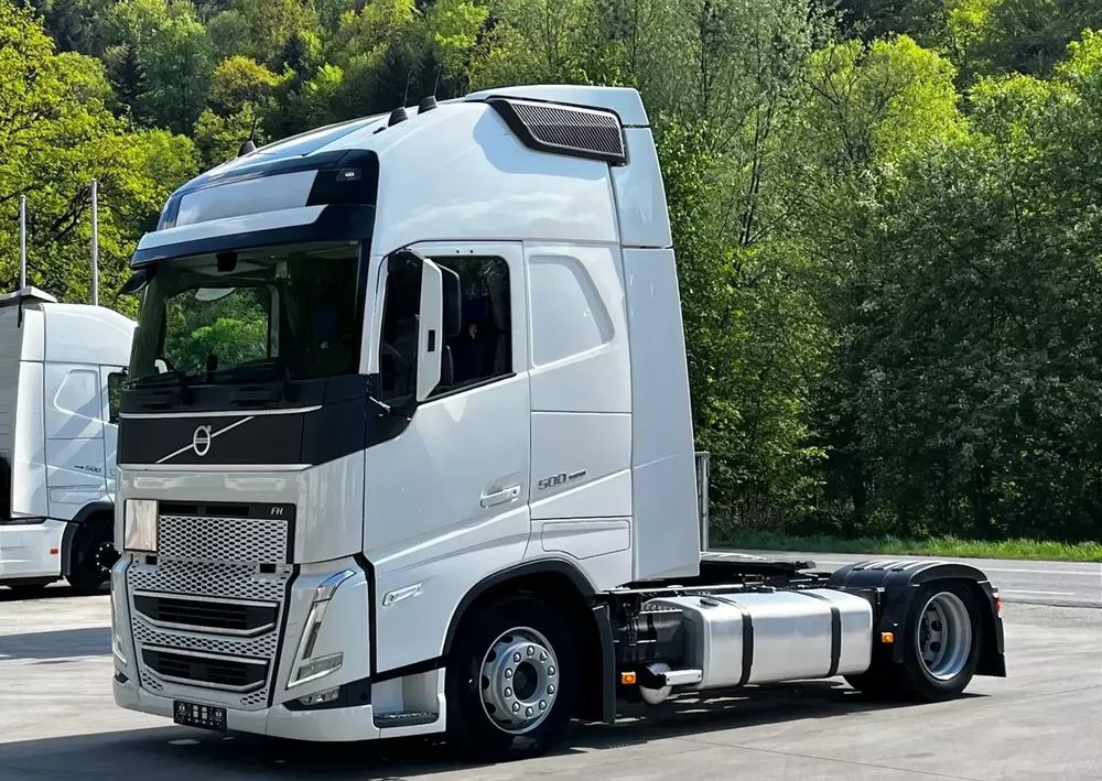 Volvo FH500 // Mega // 2021 Rok // New Face // Parkclima // Joystick // Serwisowany !!! - Tracteur routier: photos 1 Volvo FH500 // Mega // 2021 Rok // New Face // Parkclima // Joystick // Serwisowany !!! - Tracteur routier: photos 1