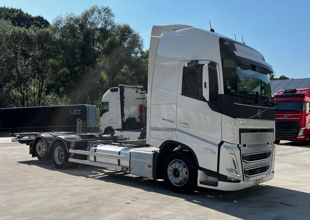 Volvo FH500 BDF 6x2 // Dolny zaczep // Euro 6 motor ! // New Face // XXL Cab // - Châssis cabine: photos 2 Volvo FH500 BDF 6x2 // Dolny zaczep // Euro 6 motor ! // New Face // XXL Cab // - Châssis cabine: photos 2
