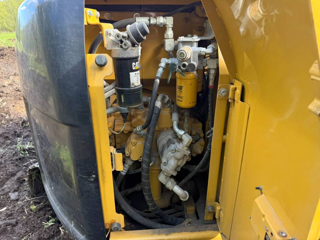 Pelle sur chenille CAT 311 F LRR: photos 10