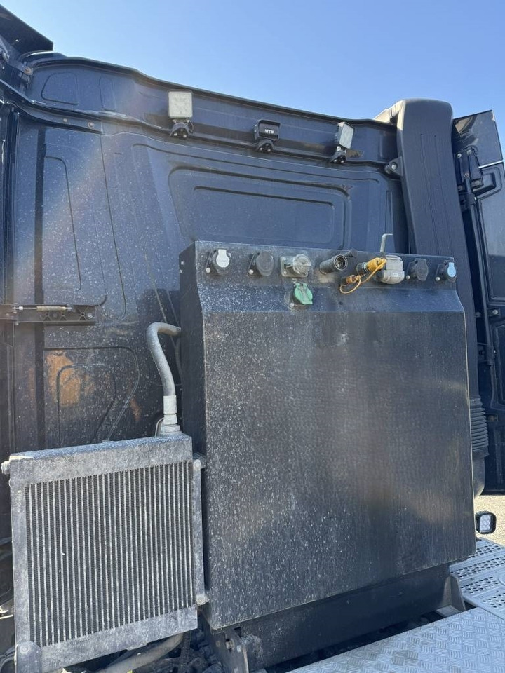 Mercedes-Benz Arocs 6X4 AMT BT 220 semi-trailer concrete mixer en crédit-bail Mercedes-Benz Arocs 6X4 AMT BT 220 semi-trailer concrete mixer: photos 12 Mercedes-Benz Arocs 6X4 AMT BT 220 semi-trailer concrete mixer en crédit-bail Mercedes-Benz Arocs 6X4 AMT BT 220 semi-trailer concrete mixer: photos 12