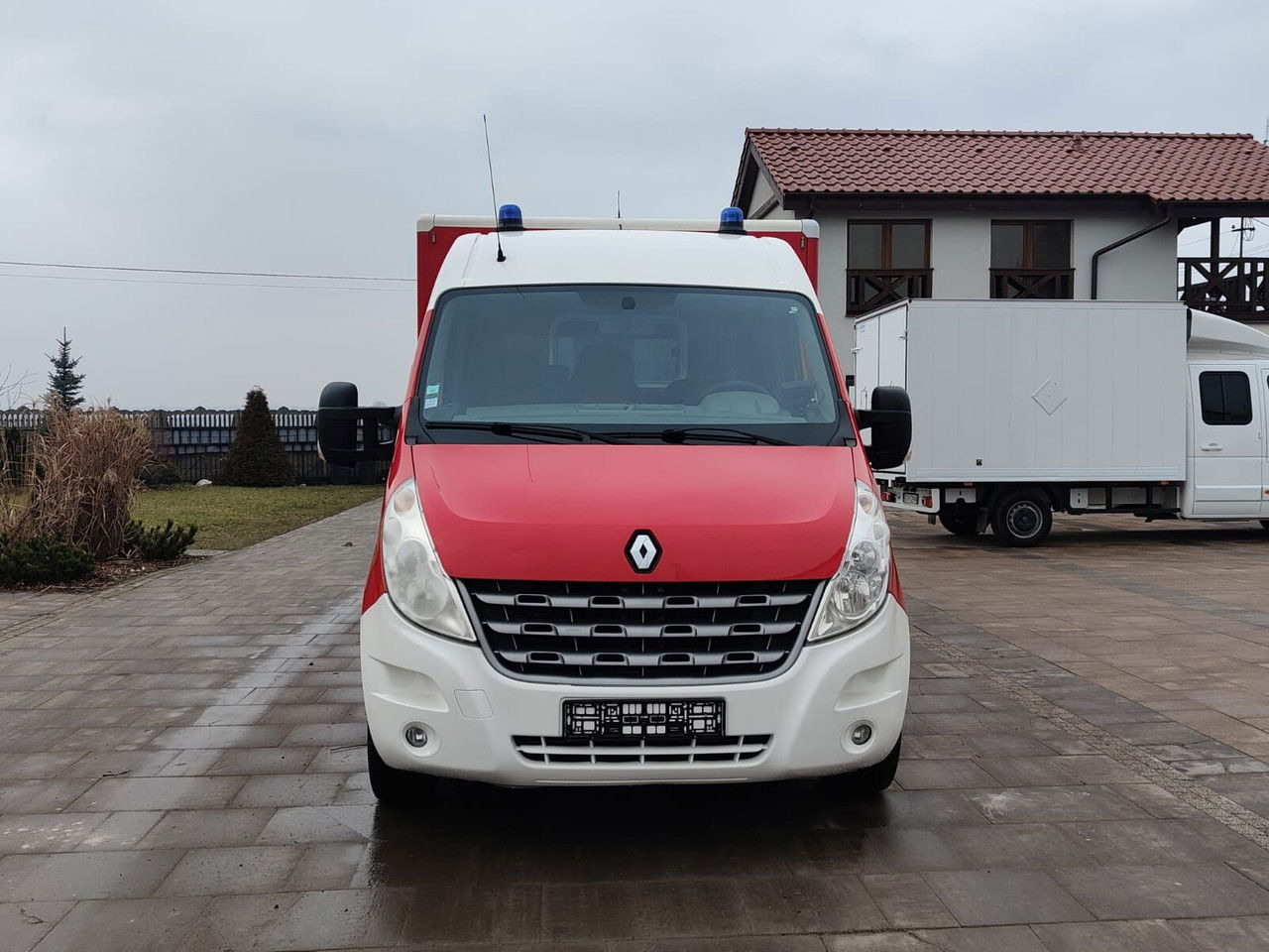 Renault Master Karetka Ambulans pogotowie kontenerowe Kamper - Ambulance: photos 2 Renault Master Karetka Ambulans pogotowie kontenerowe Kamper - Ambulance: photos 2