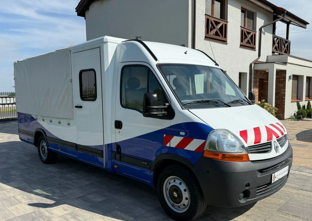 Renault Master - Utilitaire double cabine: photos 1 Renault Master - Utilitaire double cabine: photos 1