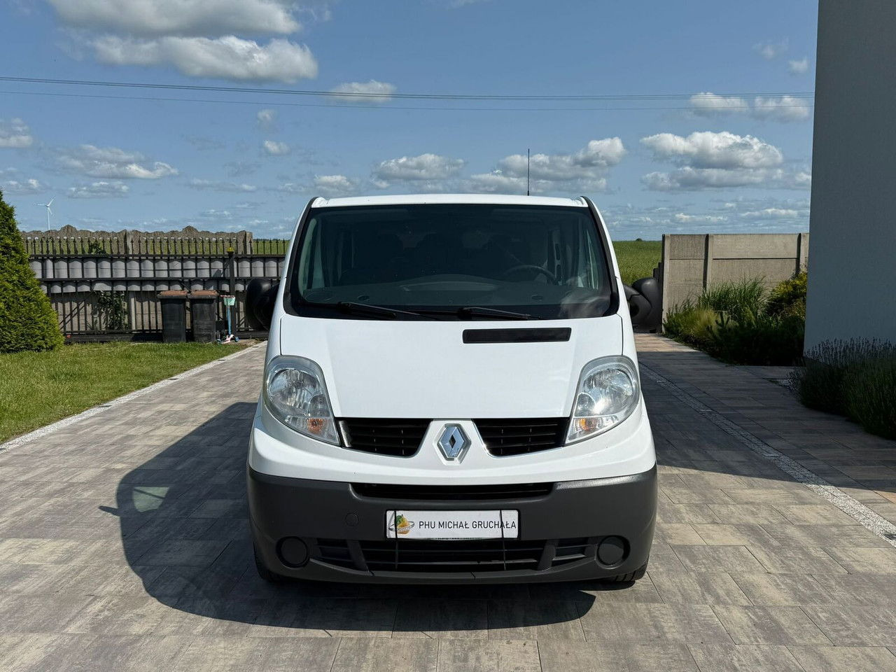 Renault Trafic 2.0 - Fourgonnette, Utilitaire double cabine: photos 2 Renault Trafic 2.0 - Fourgonnette, Utilitaire double cabine: photos 2