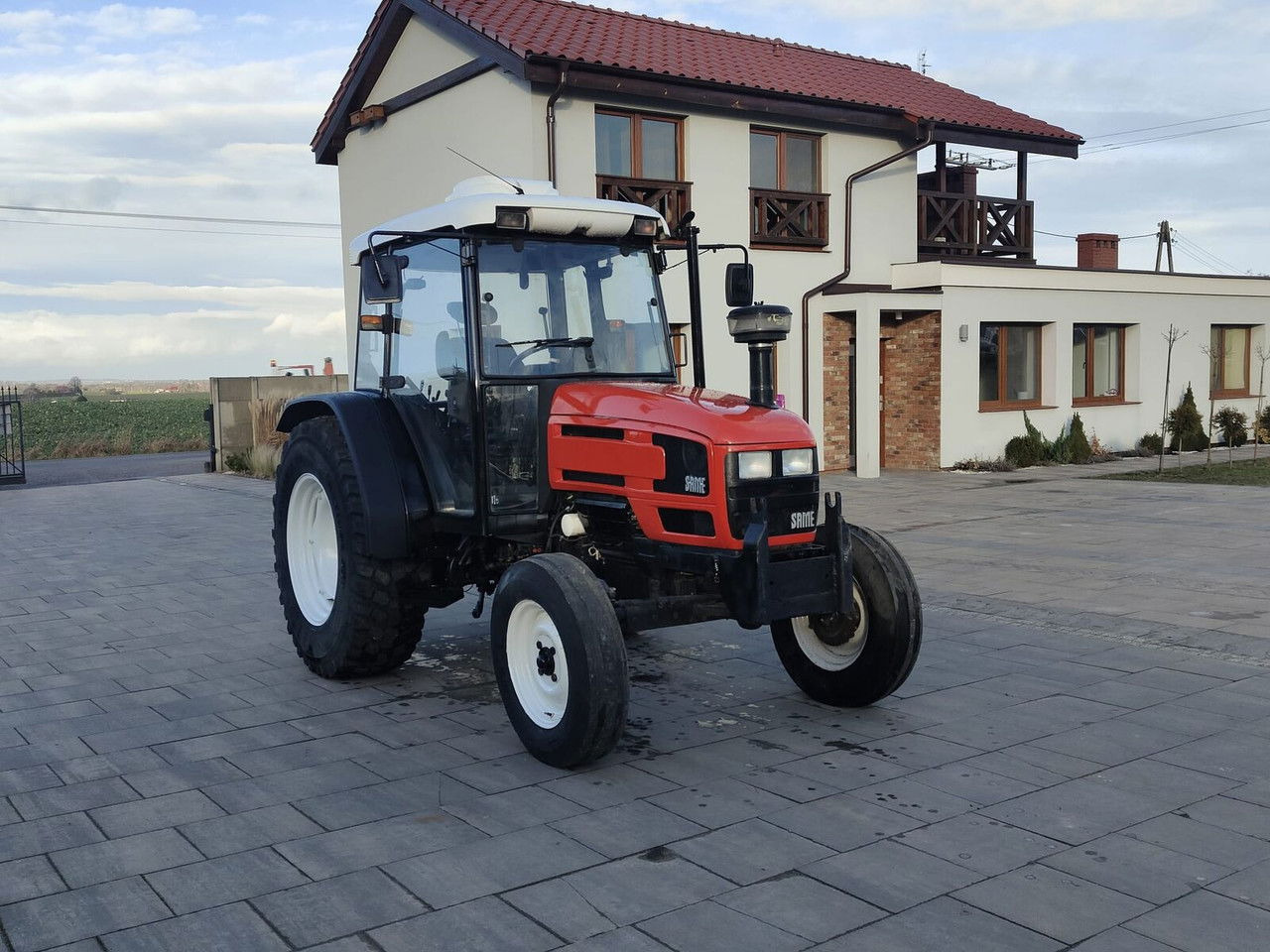 Same Dorado 70 Ciągnik Traktor Klimatyzacja Godny Uwagi - Tracteur agricole: photos 1 Same Dorado 70 Ciągnik Traktor Klimatyzacja Godny Uwagi - Tracteur agricole: photos 1