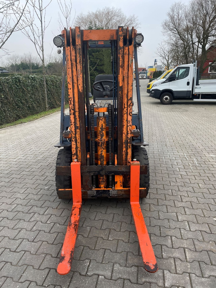 Toyota 2.5ton diesel triplo heftruck forklift - Chariot élévateur: photos 5 Toyota 2.5ton diesel triplo heftruck forklift - Chariot élévateur: photos 5