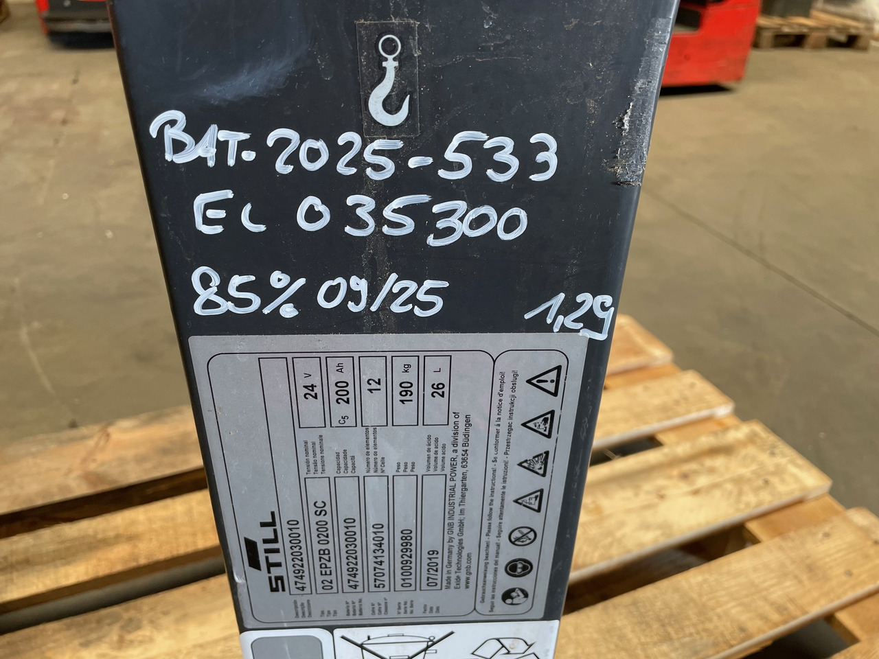Exide 24 Volt I 2EPzB 200 - Accumulateur pour Matériel de manutention: photos 5 Exide 24 Volt I 2EPzB 200 - Accumulateur pour Matériel de manutention: photos 5