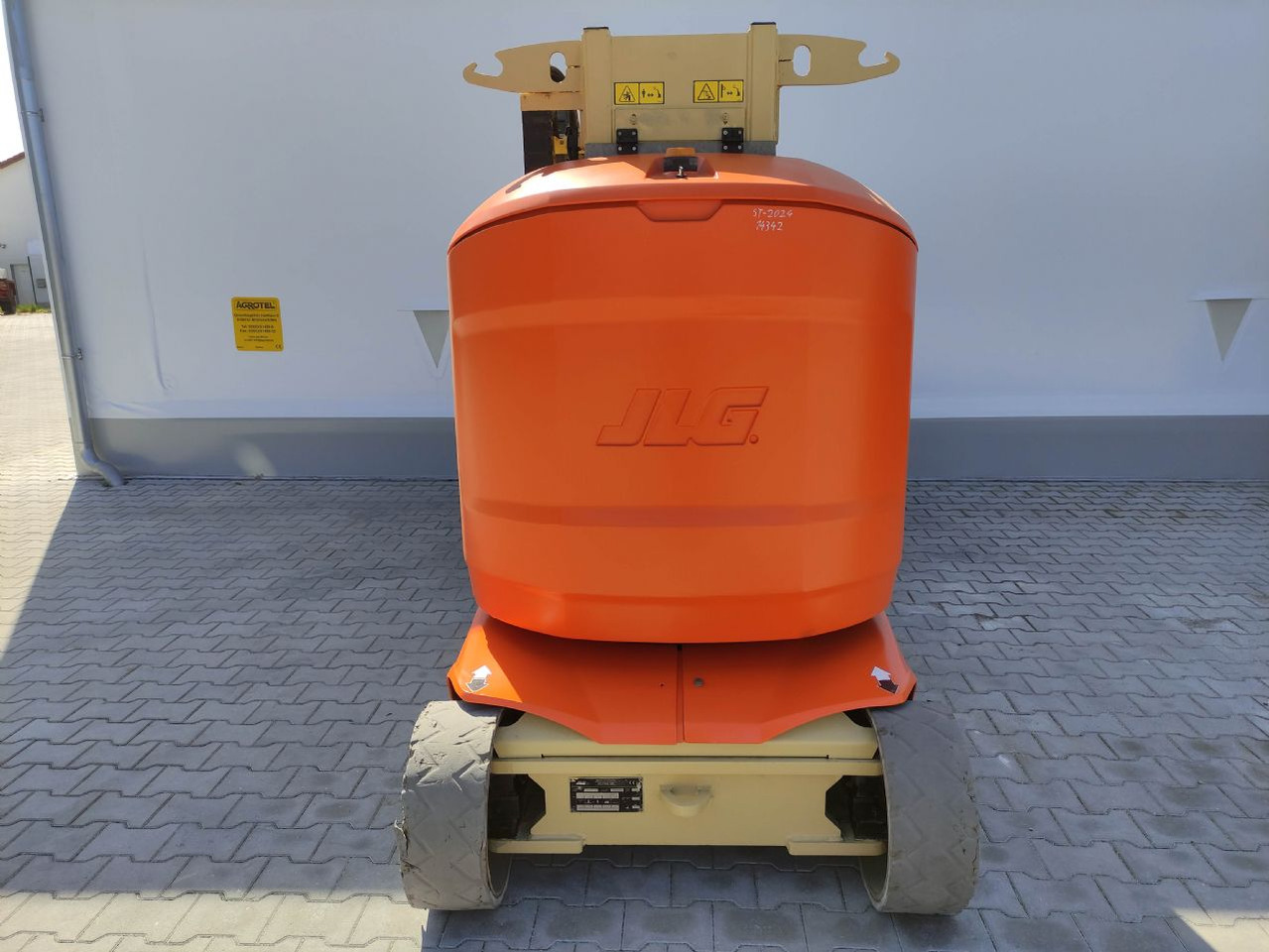 JLG Toucan 12 E (LACK NEU) - Nacelle à mât vertical: photos 4 JLG Toucan 12 E (LACK NEU) - Nacelle à mât vertical: photos 4