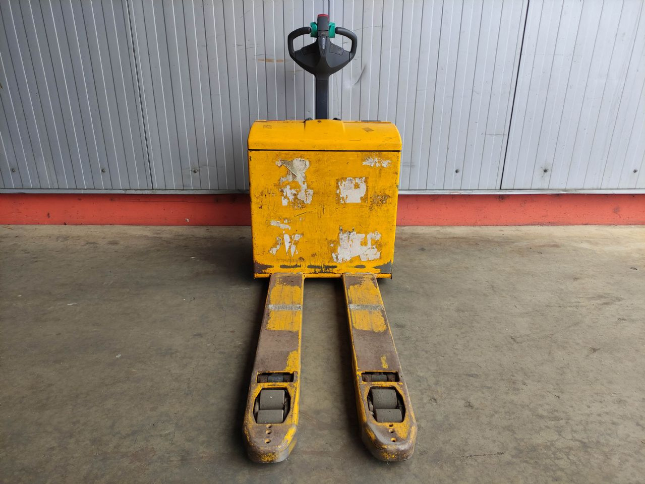 Jungheinrich EJE 116 - Transpalette: photos 3 Jungheinrich EJE 116 - Transpalette: photos 3