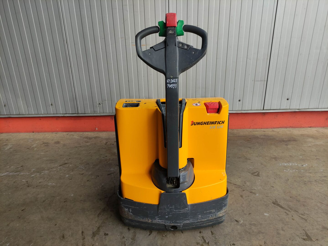 Jungheinrich EJE 120 - Transpalette: photos 4 Jungheinrich EJE 120 - Transpalette: photos 4