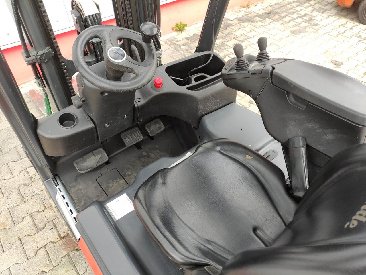 Linde E16-02-386-EVO - Chariot élévateur électrique: photos 5 Linde E16-02-386-EVO - Chariot élévateur électrique: photos 5