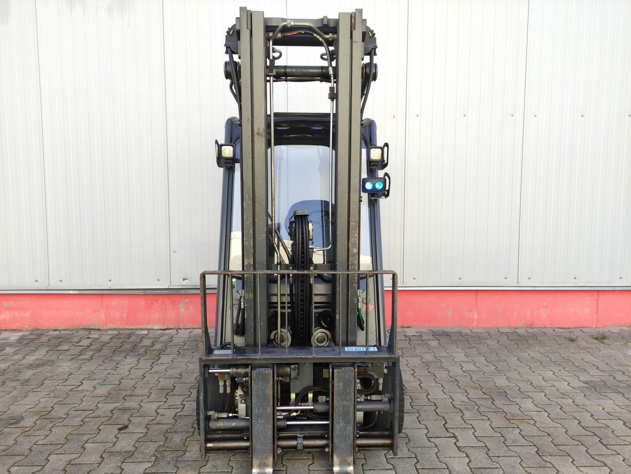 Linde E18-02-386 (LACK NEU) - Chariot élévateur électrique: photos 3 Linde E18-02-386 (LACK NEU) - Chariot élévateur électrique: photos 3