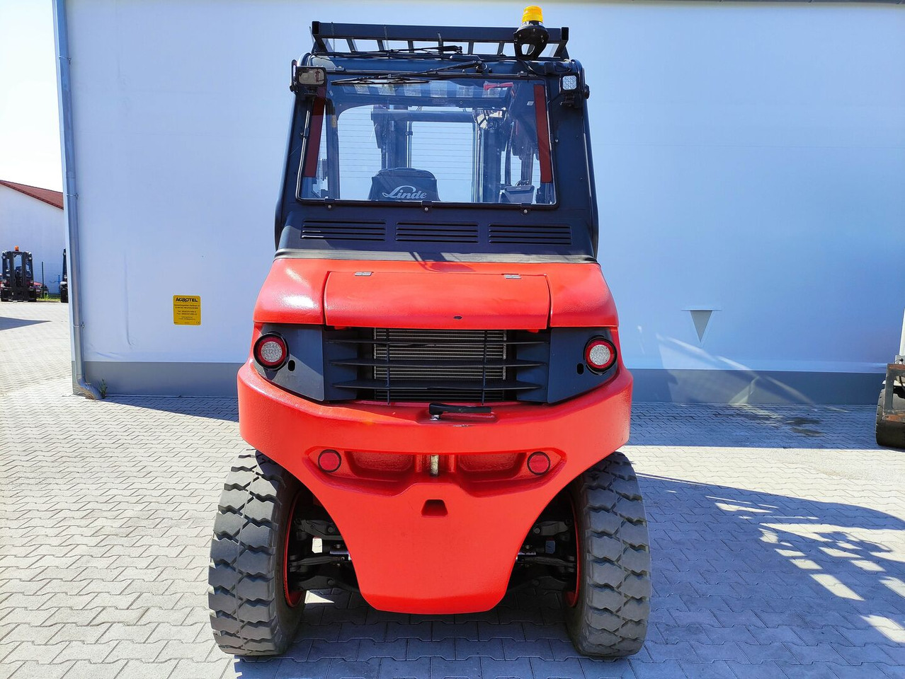 Linde E70-01-127 - Chariot élévateur électrique: photos 4 Linde E70-01-127 - Chariot élévateur électrique: photos 4
