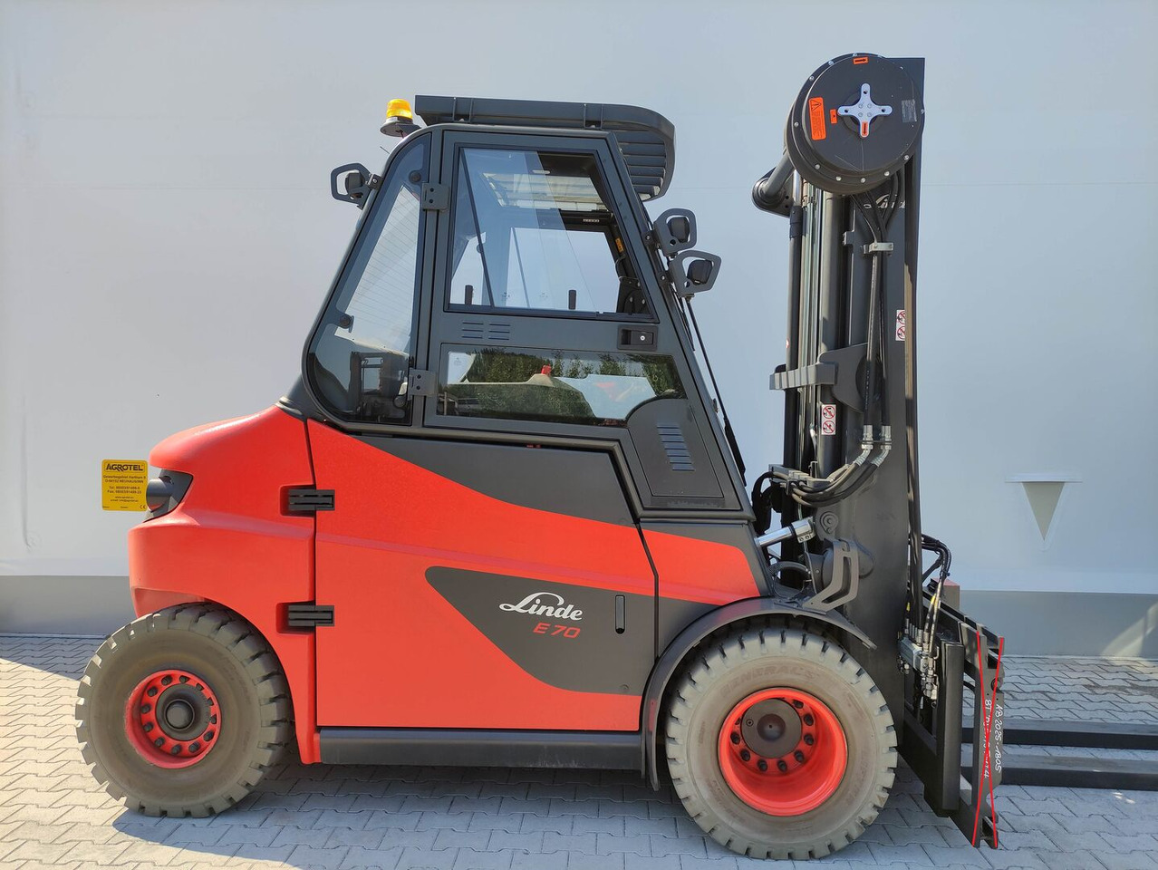 Linde E70-01-127 - Chariot élévateur électrique: photos 2 Linde E70-01-127 - Chariot élévateur électrique: photos 2