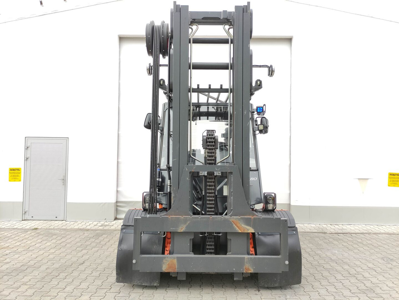 Linde H80D-03/900-396/EVO - Chariot élévateur diesel: photos 3 Linde H80D-03/900-396/EVO - Chariot élévateur diesel: photos 3