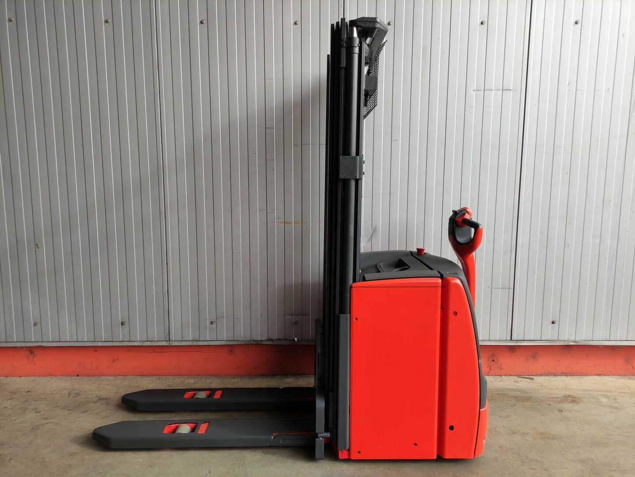 Linde L16-1173 (LACK NEU) - Gerbeur: photos 1 Linde L16-1173 (LACK NEU) - Gerbeur: photos 1